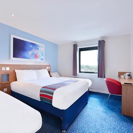 Travelodge London Richmond Central Dış mekan fotoğraf